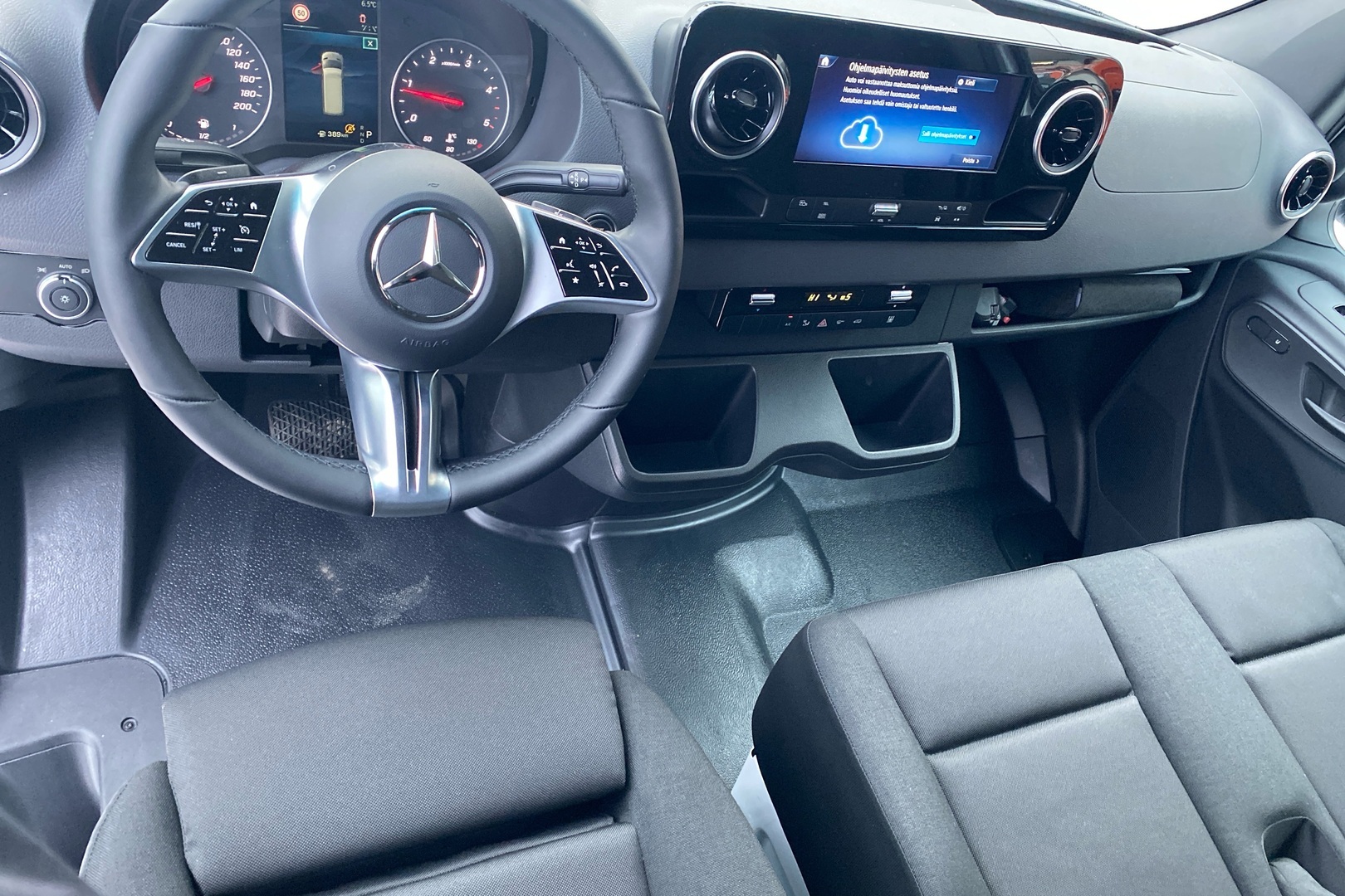 MERCEDES-BENZ Sprinter 2026