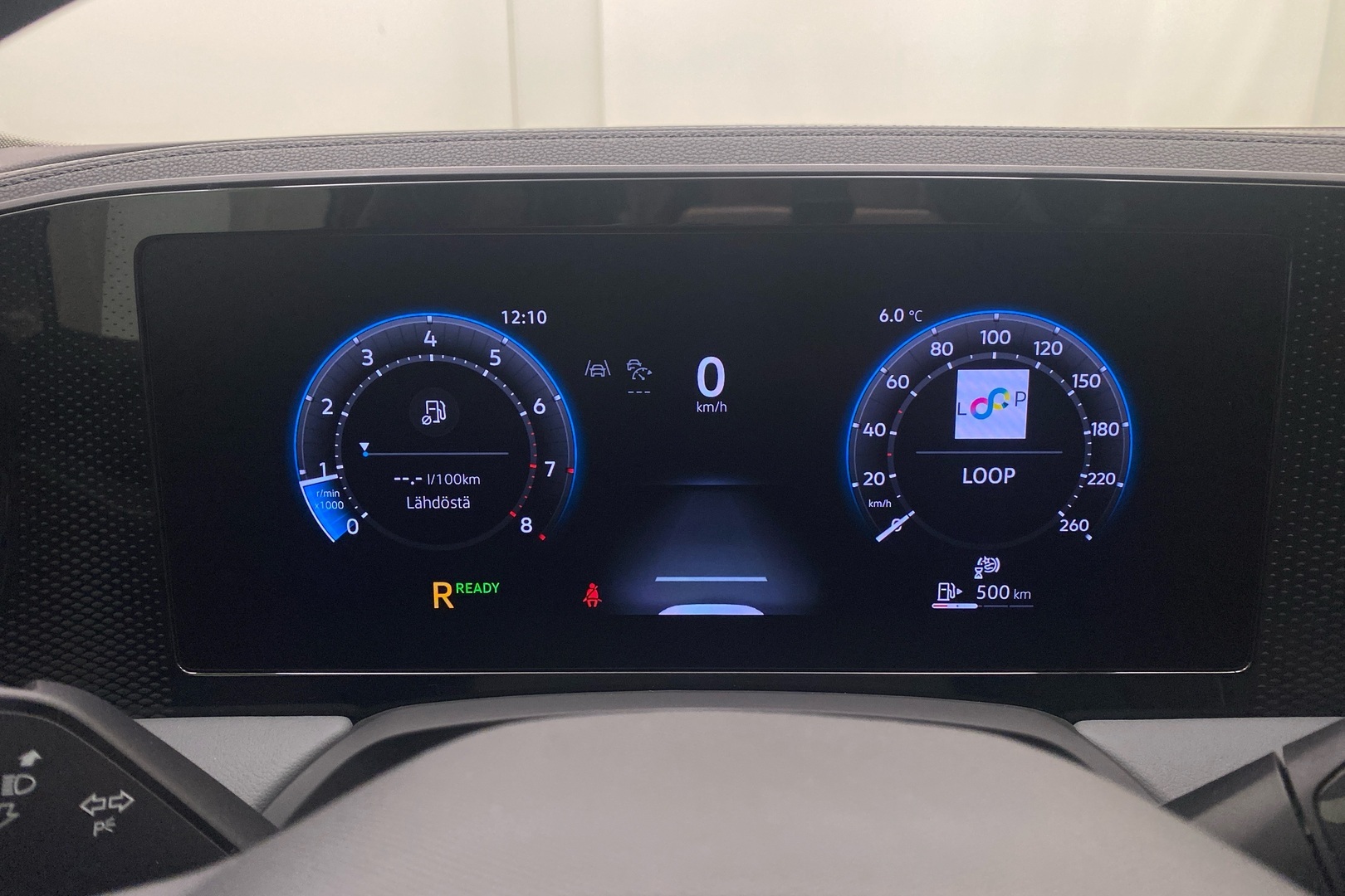 VOLKSWAGEN Passat 2024