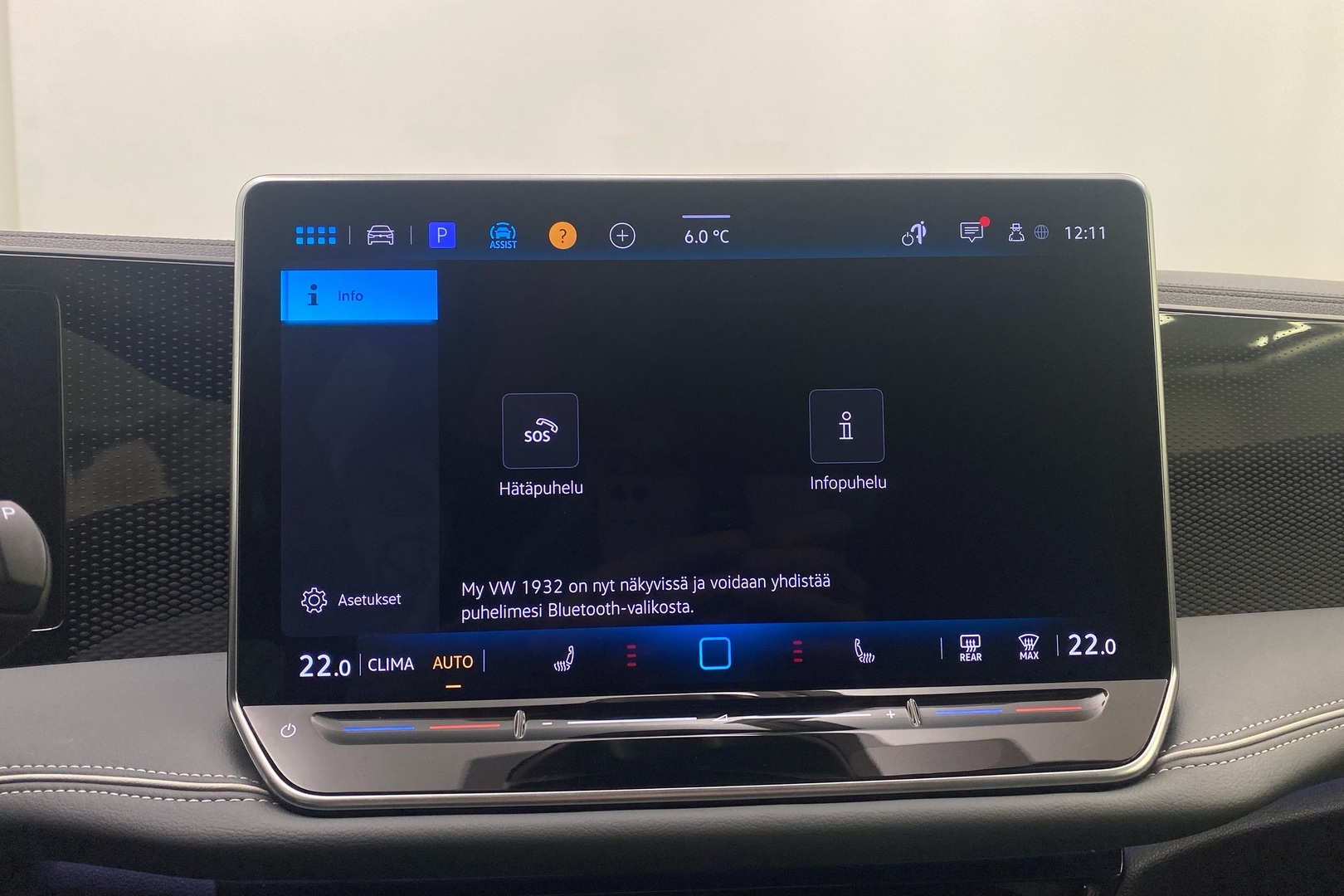 VOLKSWAGEN Passat 2024