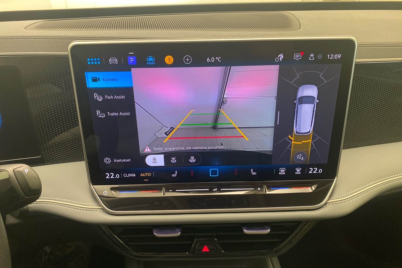 VOLKSWAGEN Passat 2024