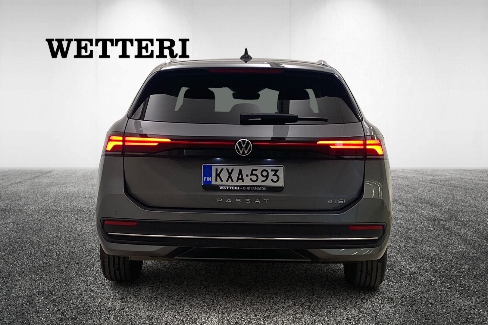 VOLKSWAGEN Passat 2024