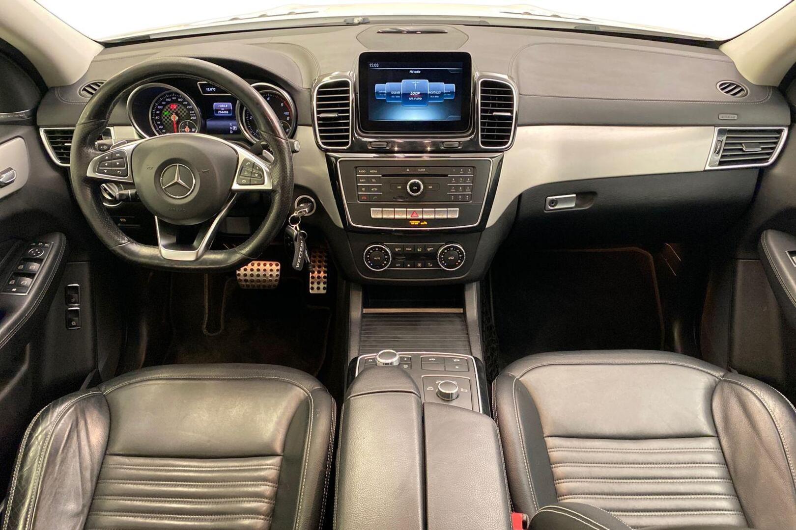 MERCEDES-BENZ GLE 2016