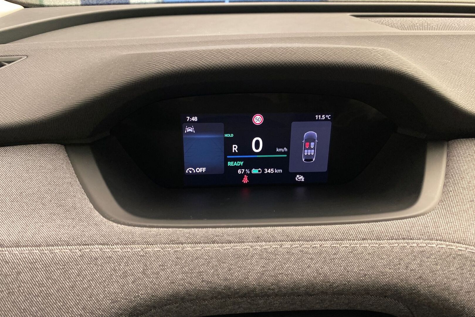 SKODA Enyaq 2025