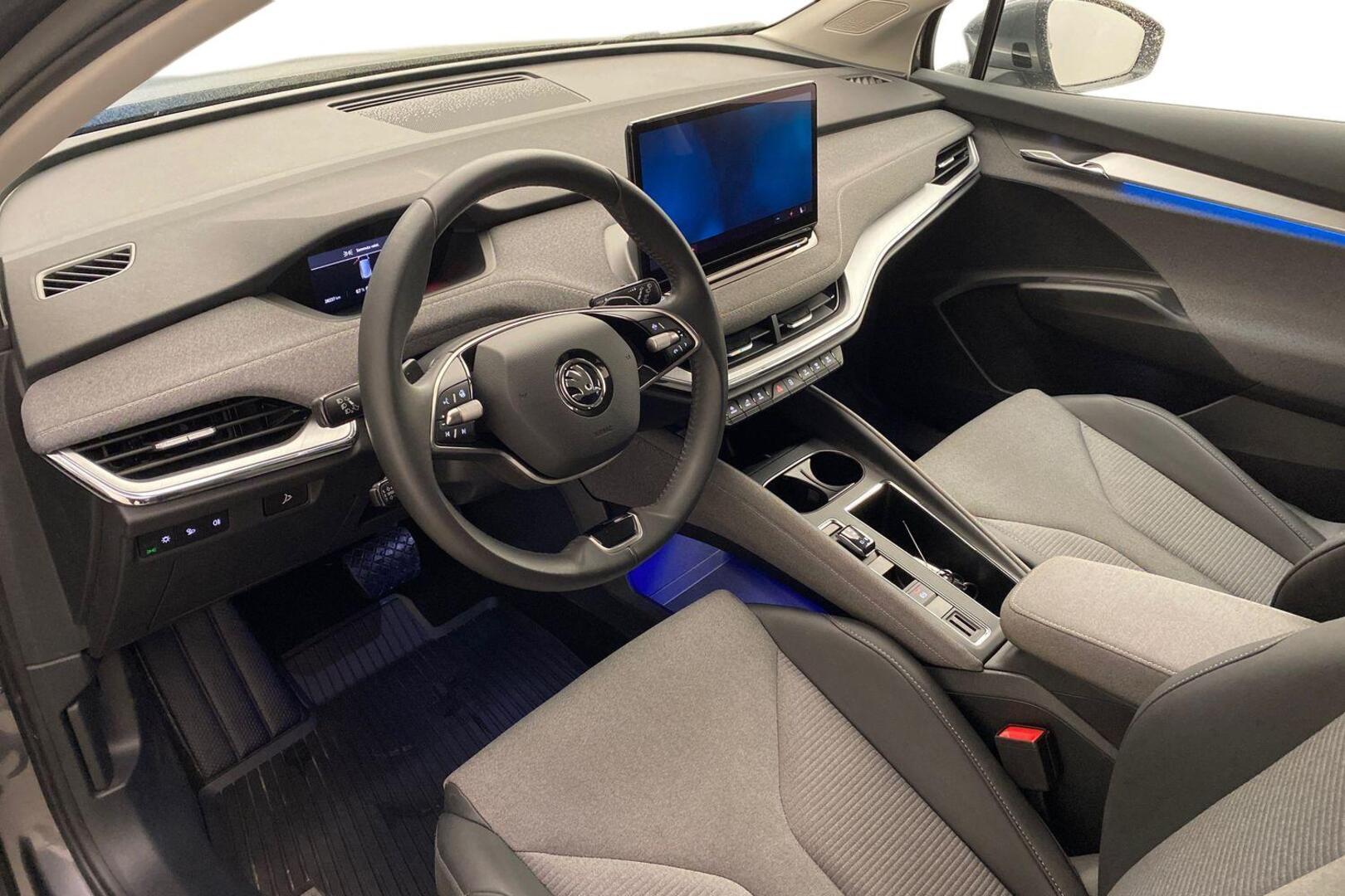 SKODA Enyaq 2025