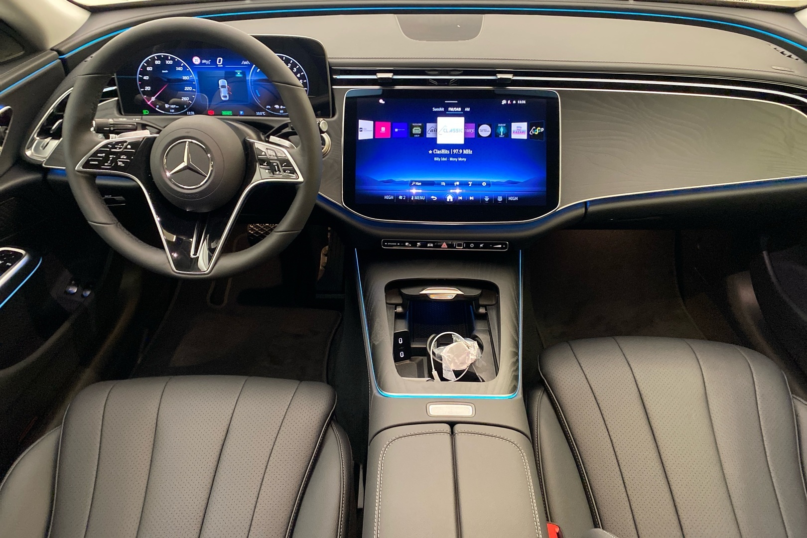 MERCEDES-BENZ E 10