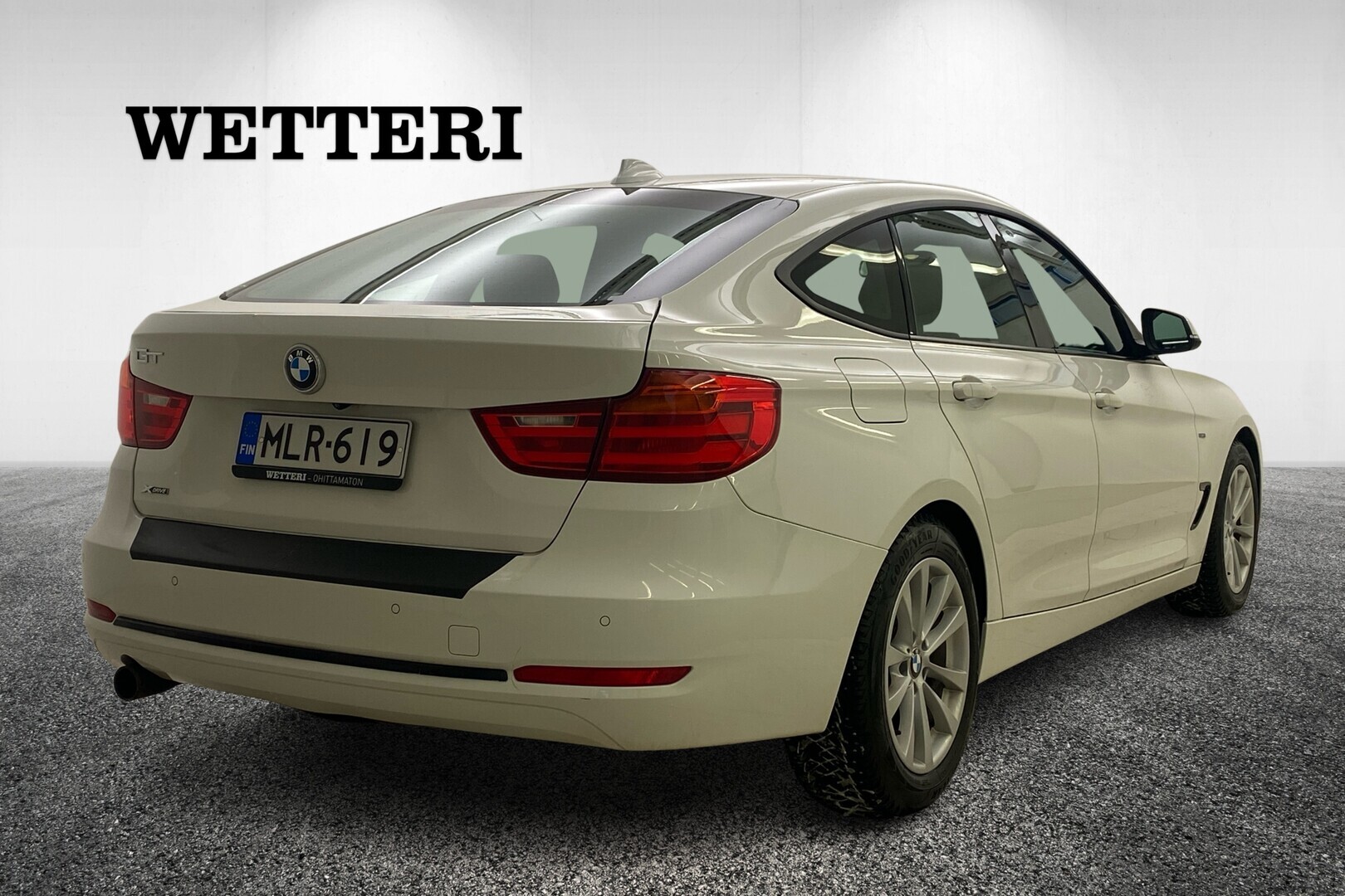 BMW 320 Gran Turismo 2013