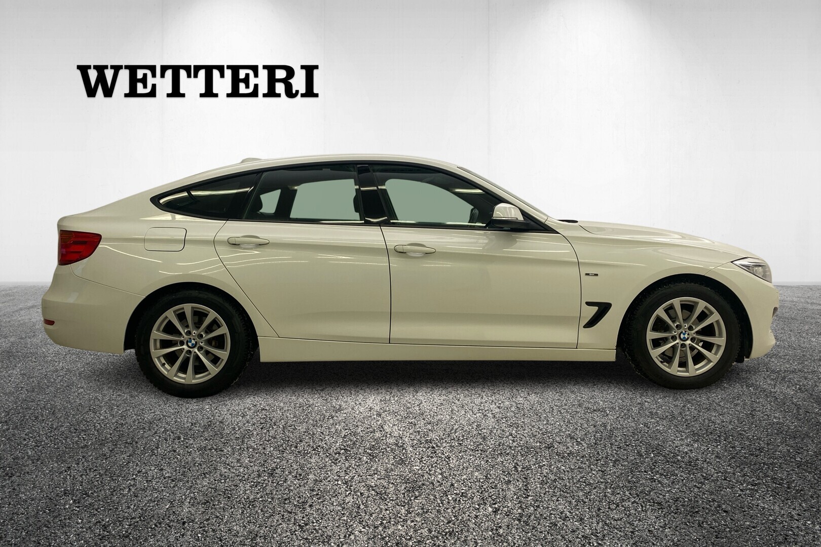 BMW 320 Gran Turismo 2013