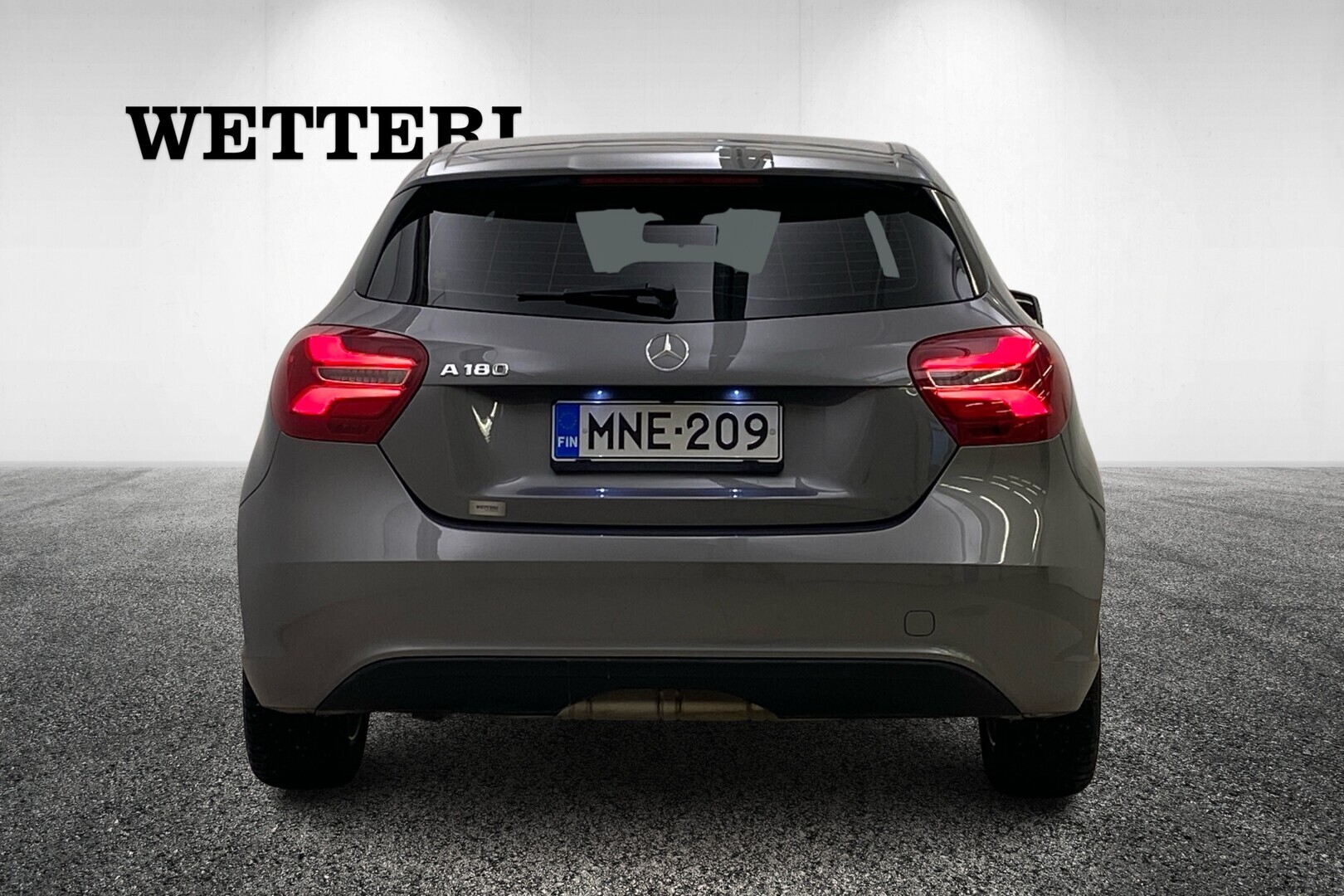 MERCEDES-BENZ A 2017