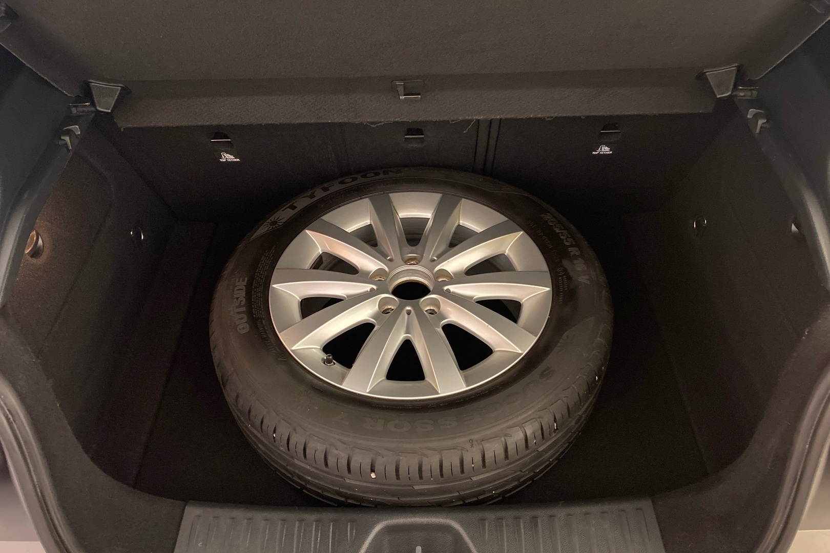 MERCEDES-BENZ A 2017