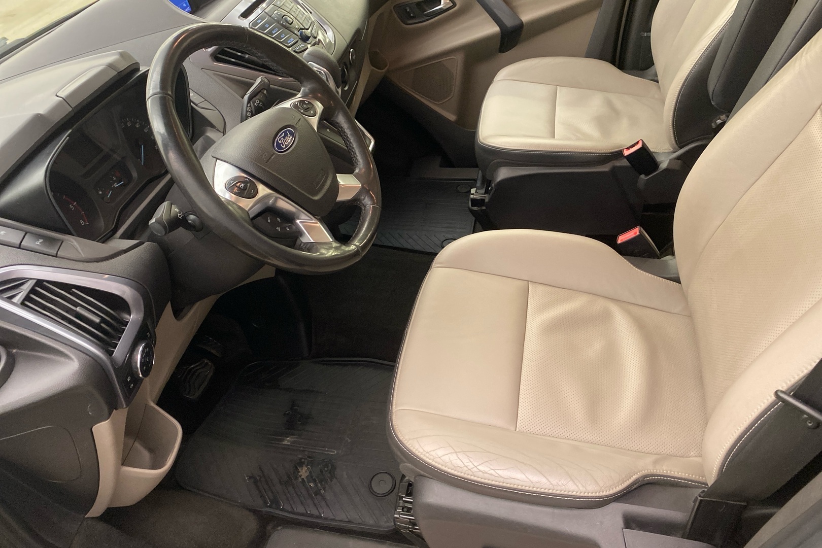 FORD Tourneo Custom 2018