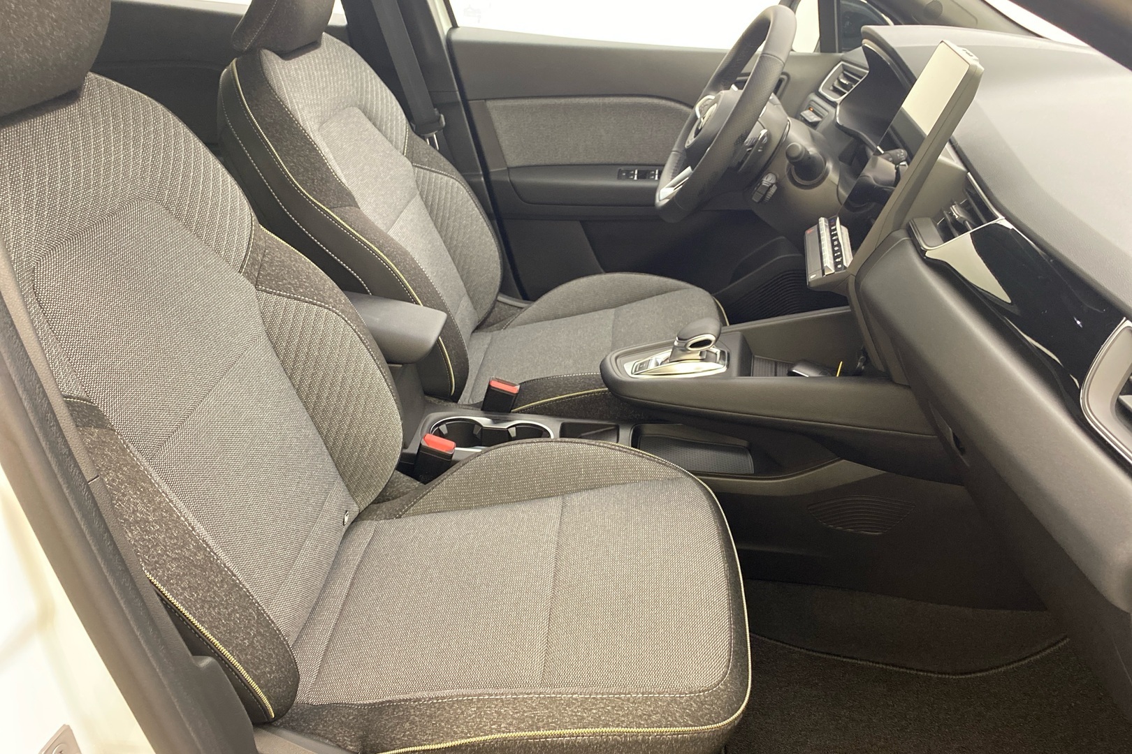 MITSUBISHI ASX 8
