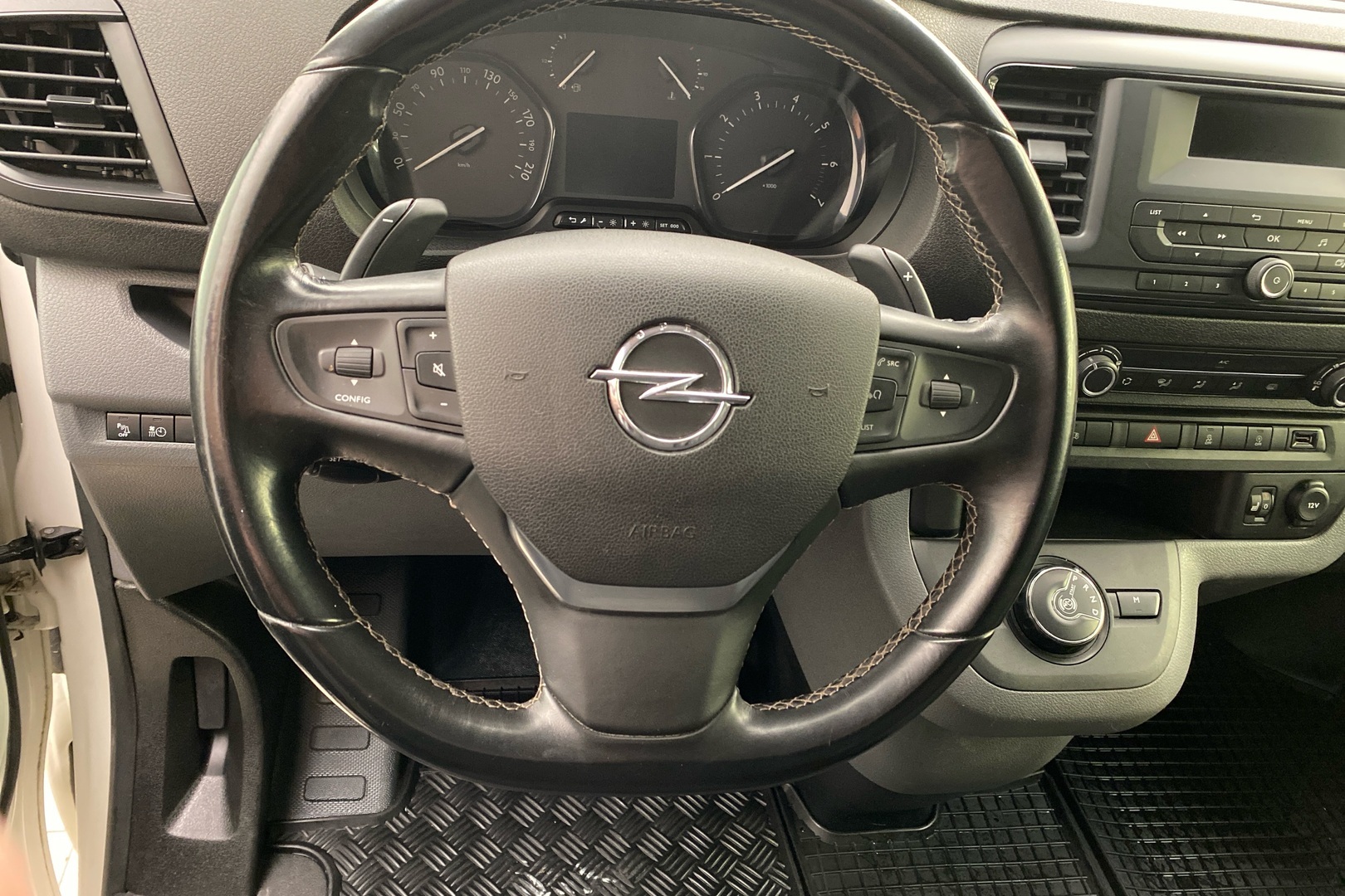 OPEL Vivaro 2020