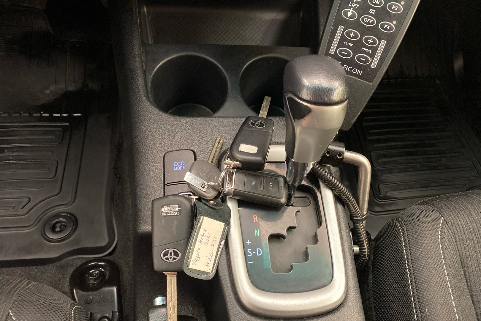 TOYOTA Hilux 2021