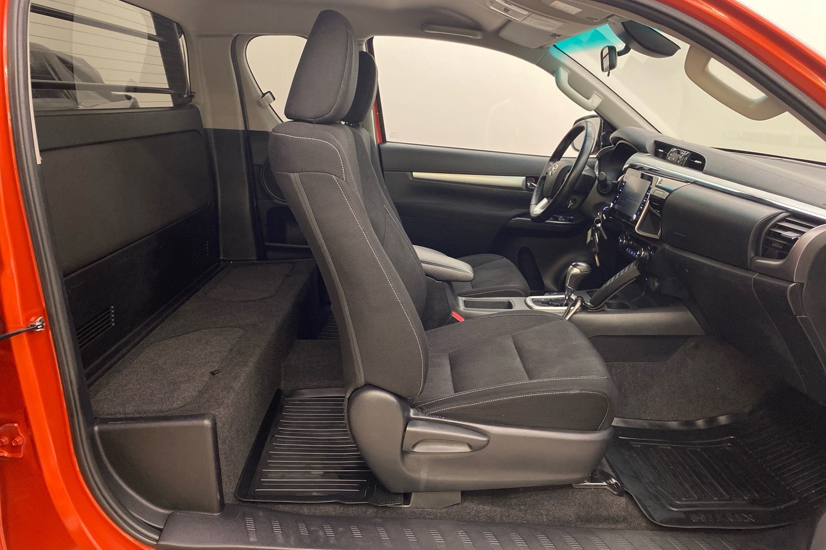 TOYOTA Hilux 2021