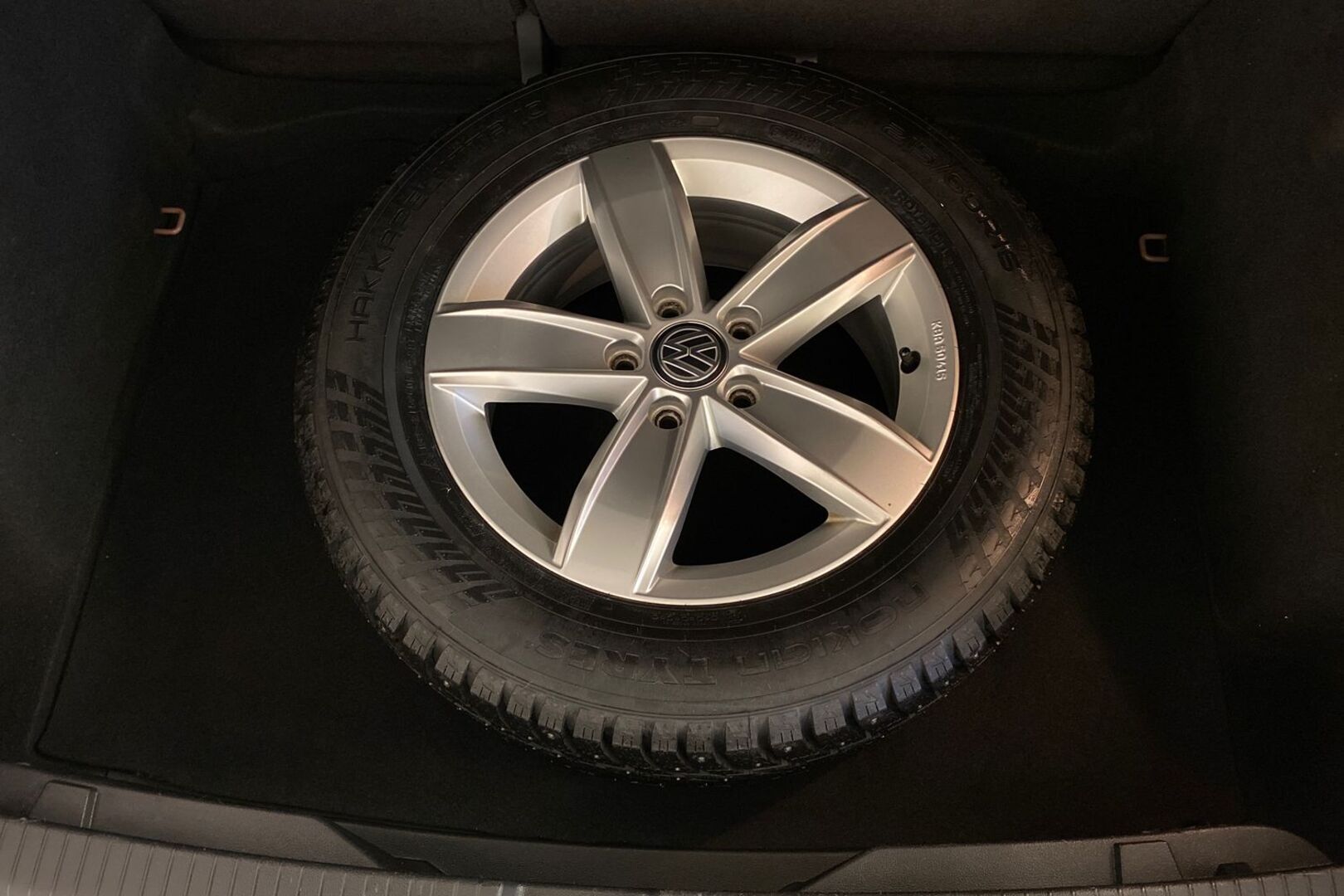 VOLKSWAGEN T-Roc 13