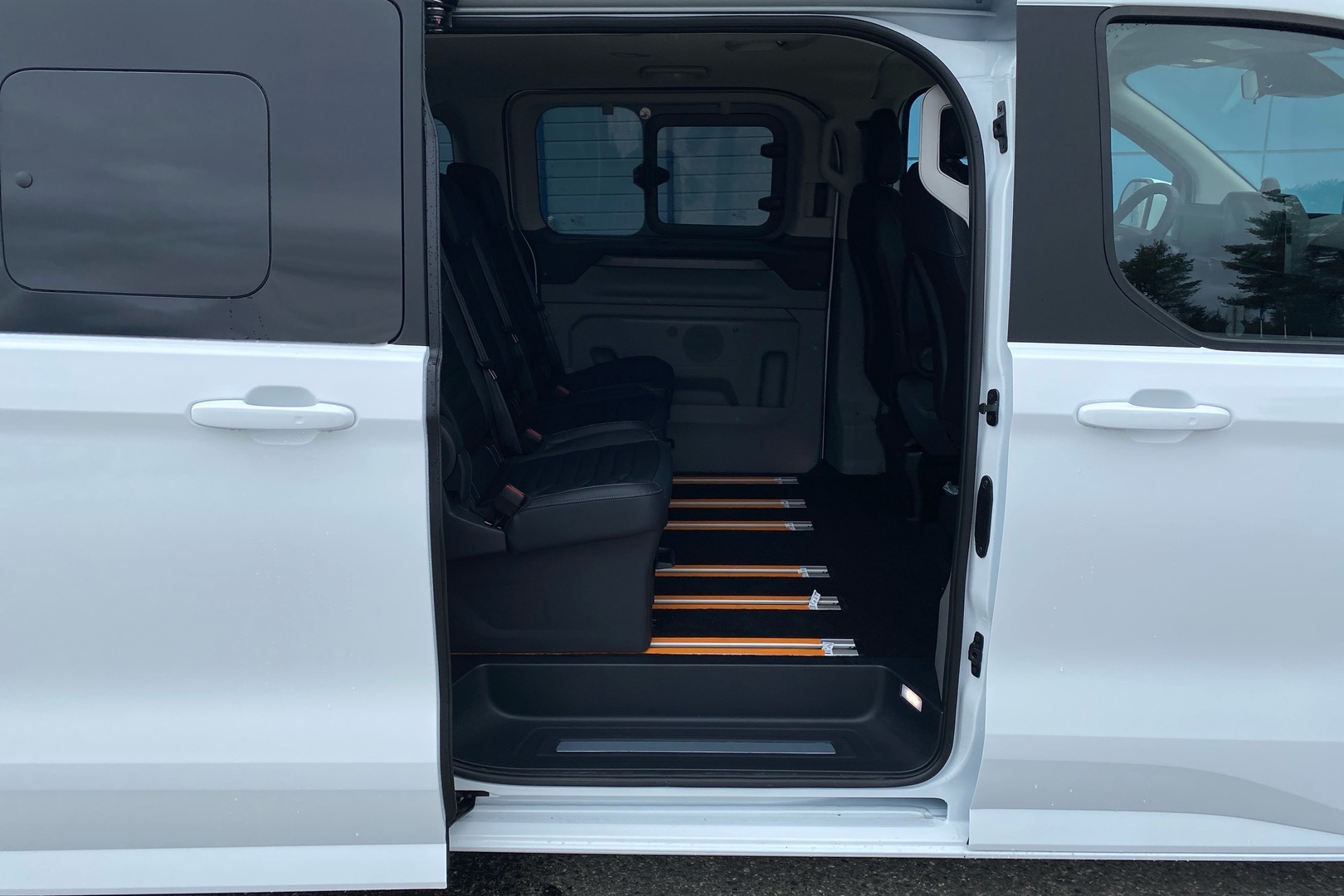 FORD Tourneo Custom 2026