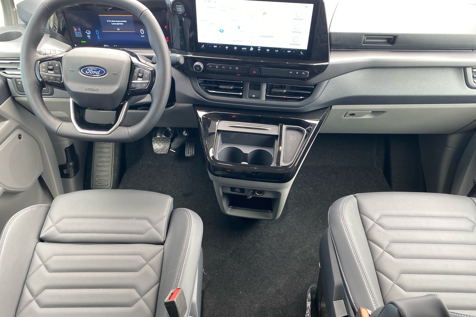 FORD Tourneo Custom 2026