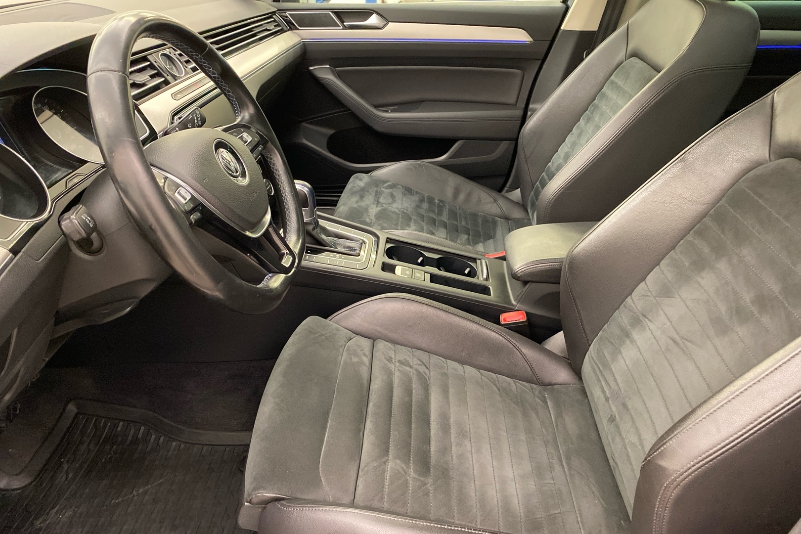 VOLKSWAGEN Passat 2015