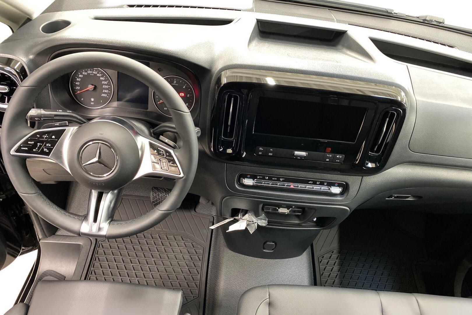 MERCEDES-BENZ Vito 10