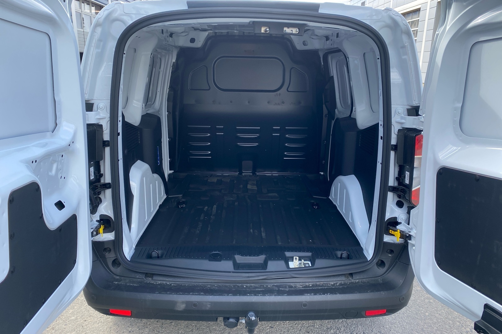 FORD Transit Courier 2026