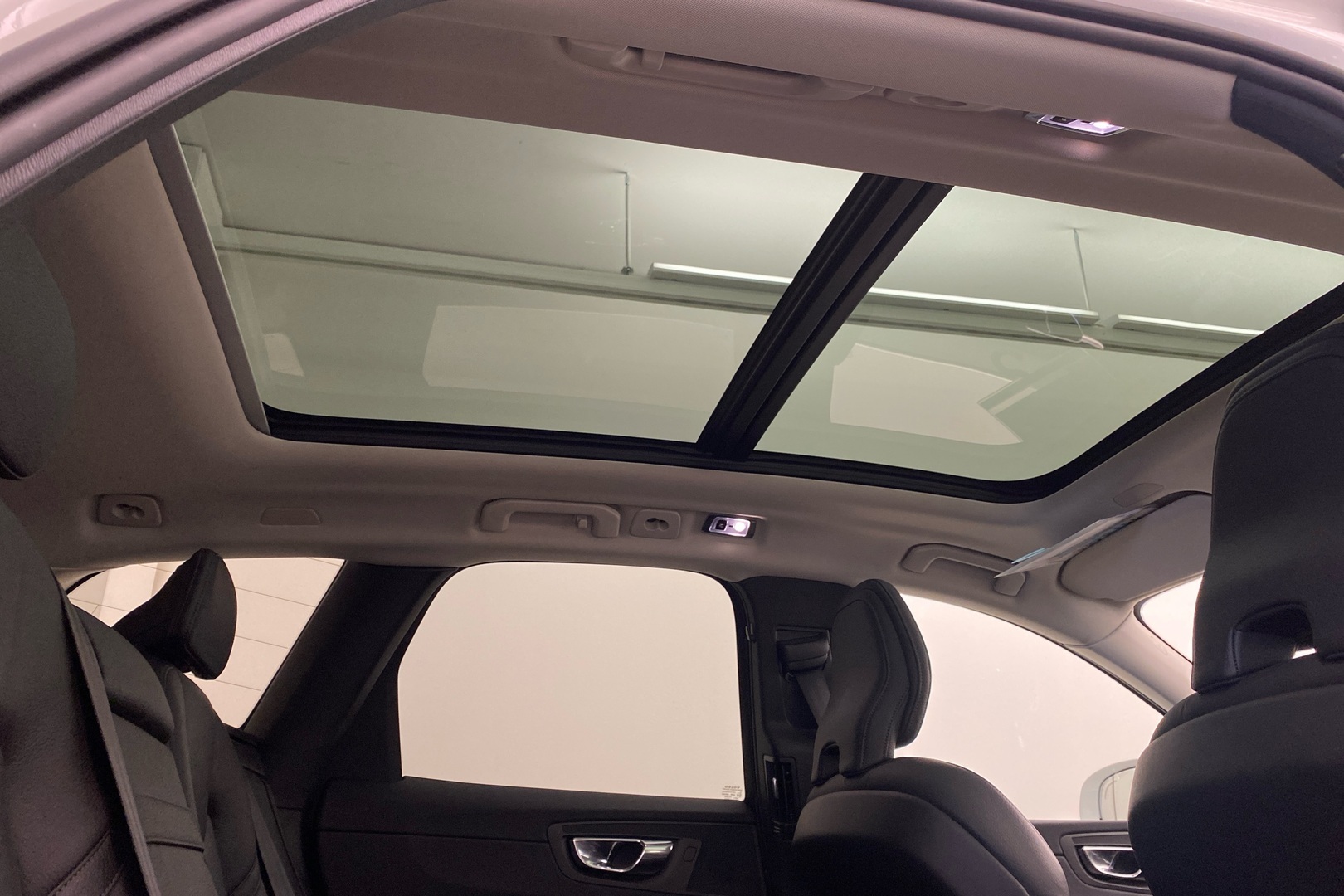 VOLVO XC60 2018