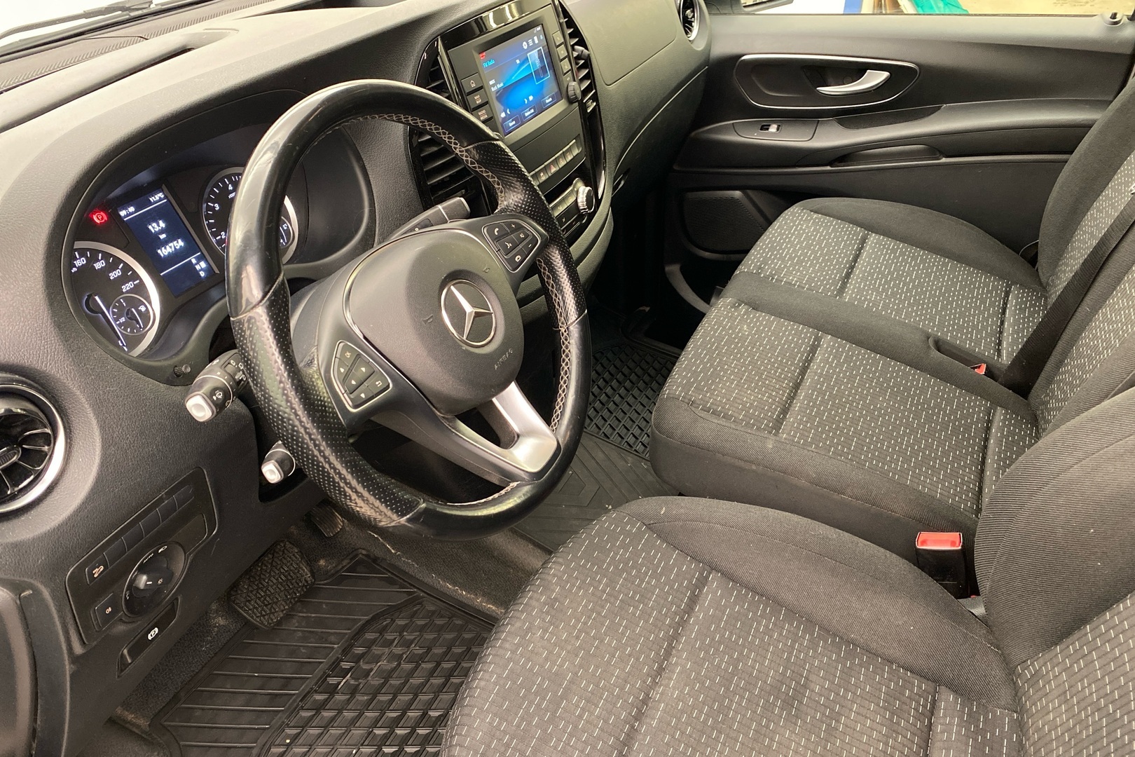 MERCEDES-BENZ Vito 6