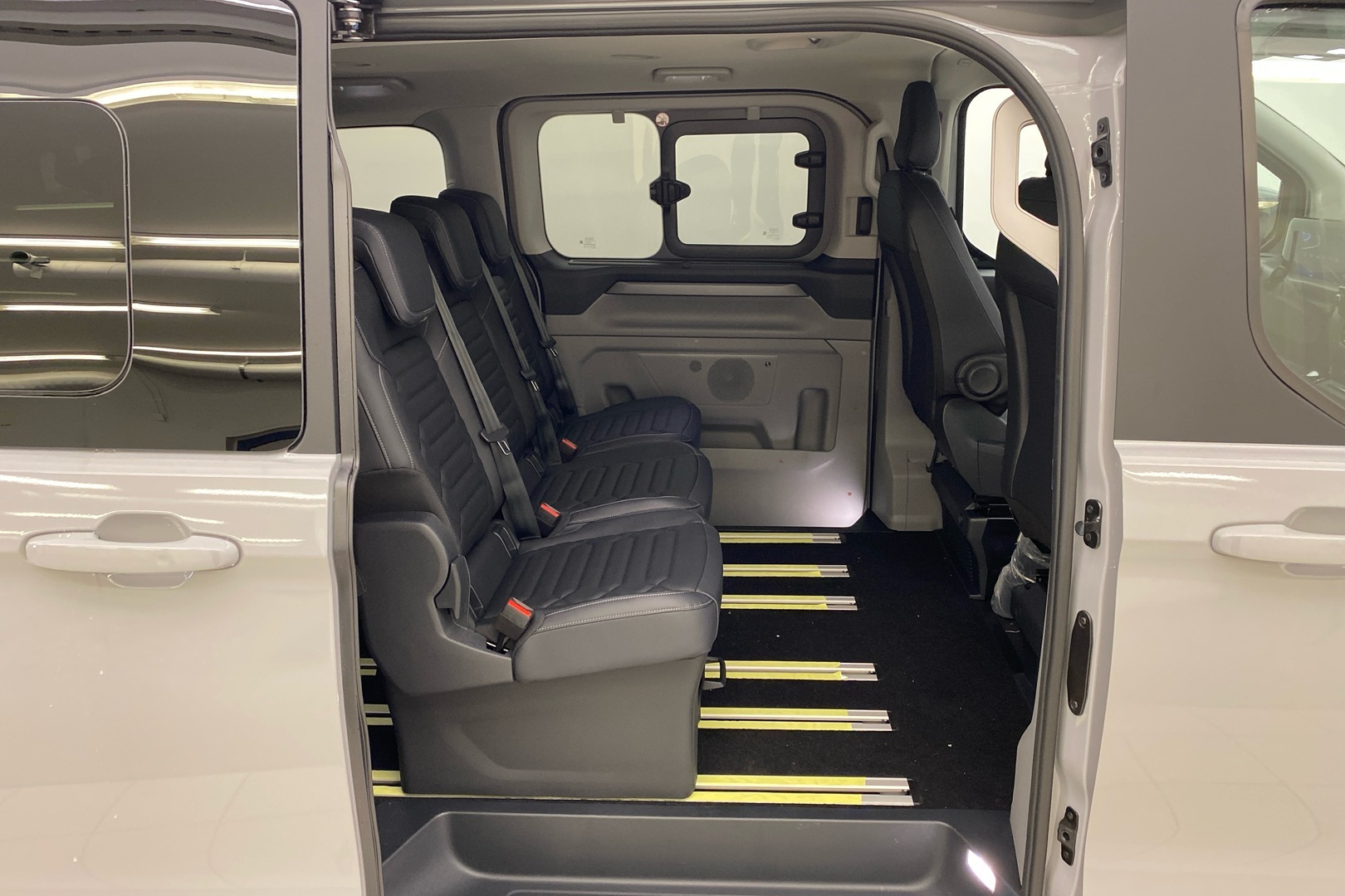 FORD Tourneo Custom 2026
