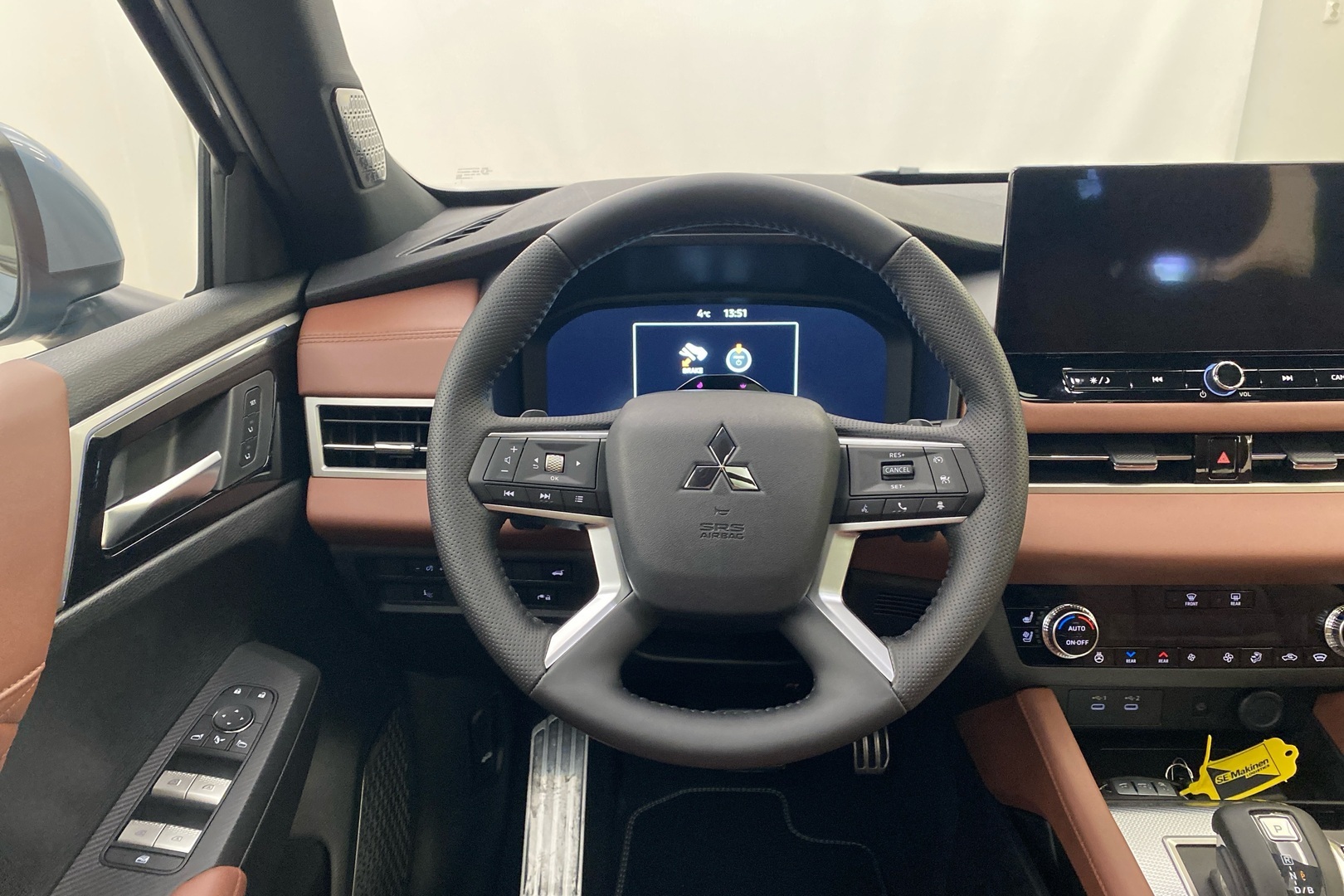 MITSUBISHI Outlander 12