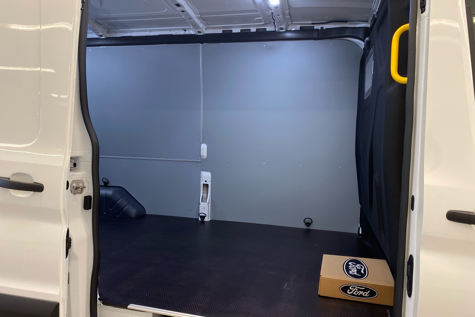 FORD Transit 9