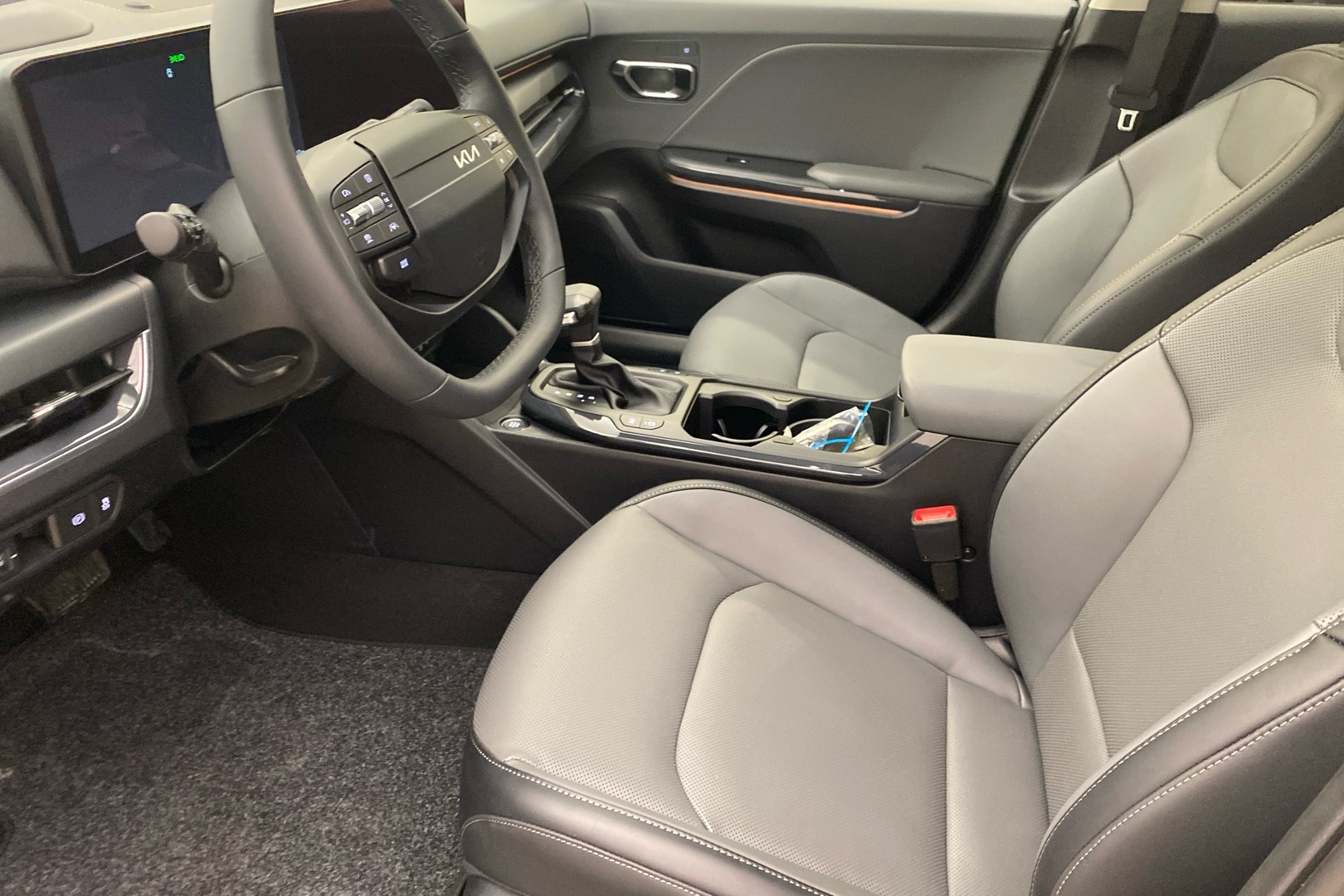 KIA K4 6