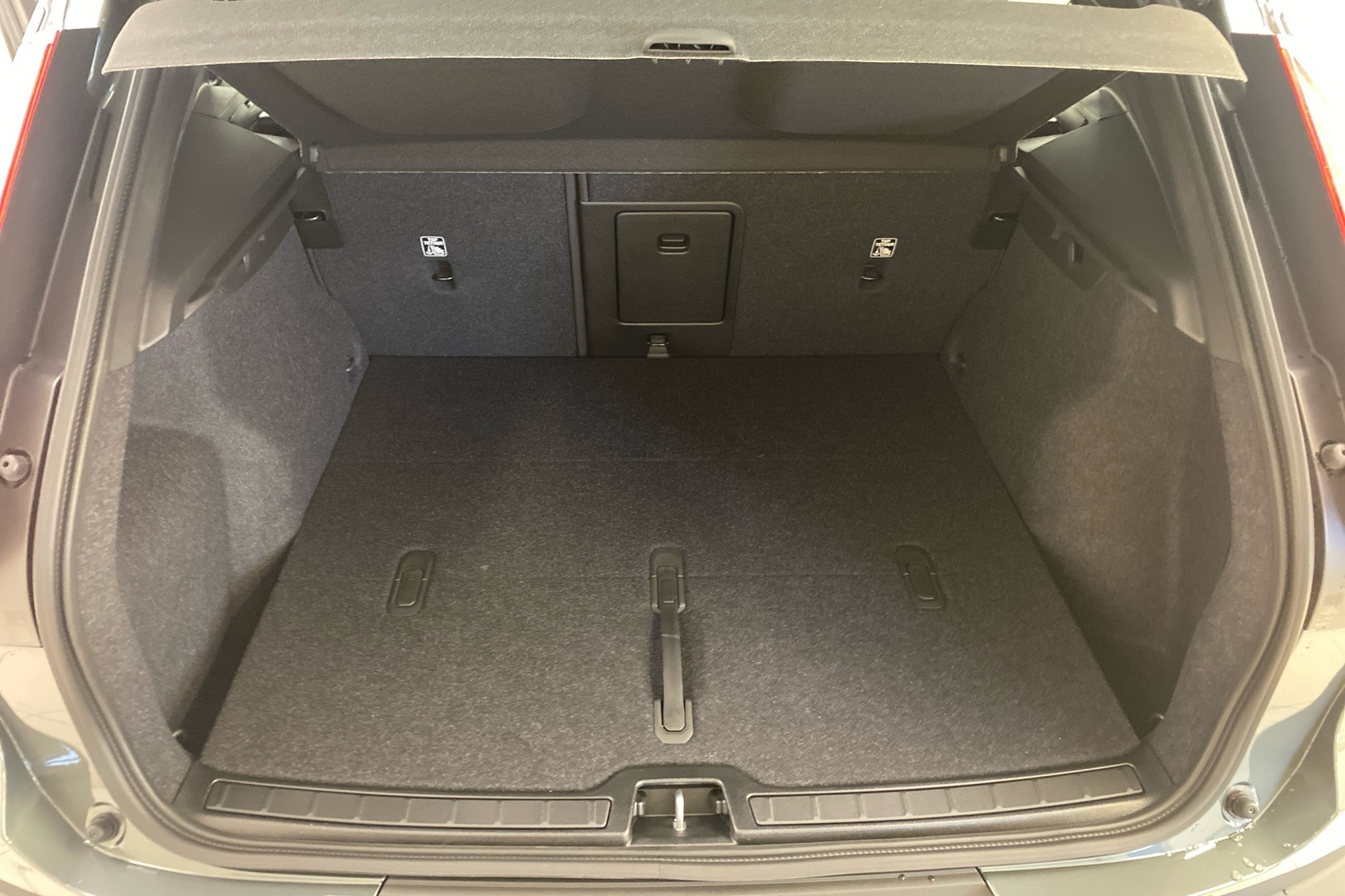 VOLVO EX40 2026
