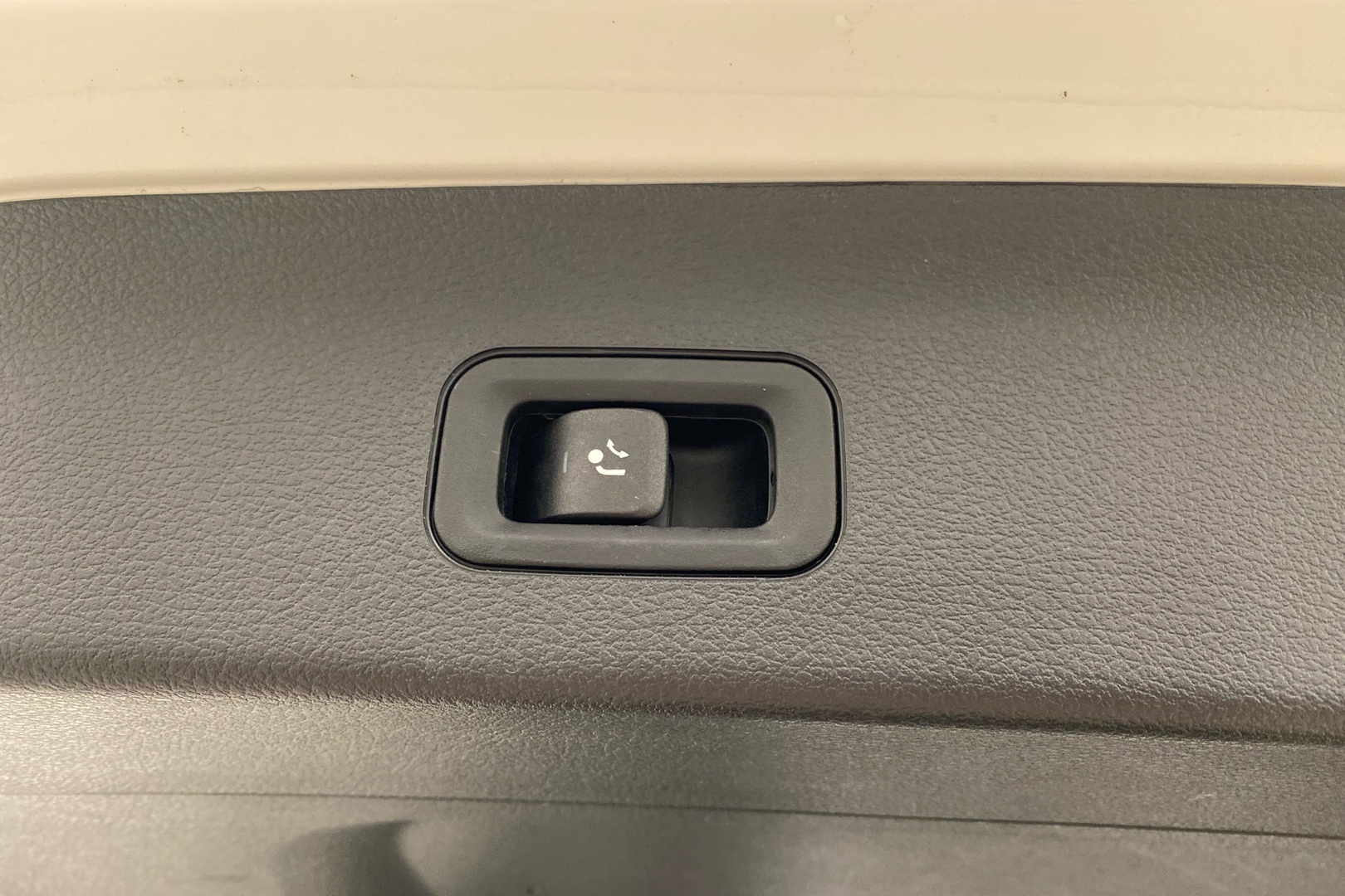 MERCEDES-BENZ GLS 2022