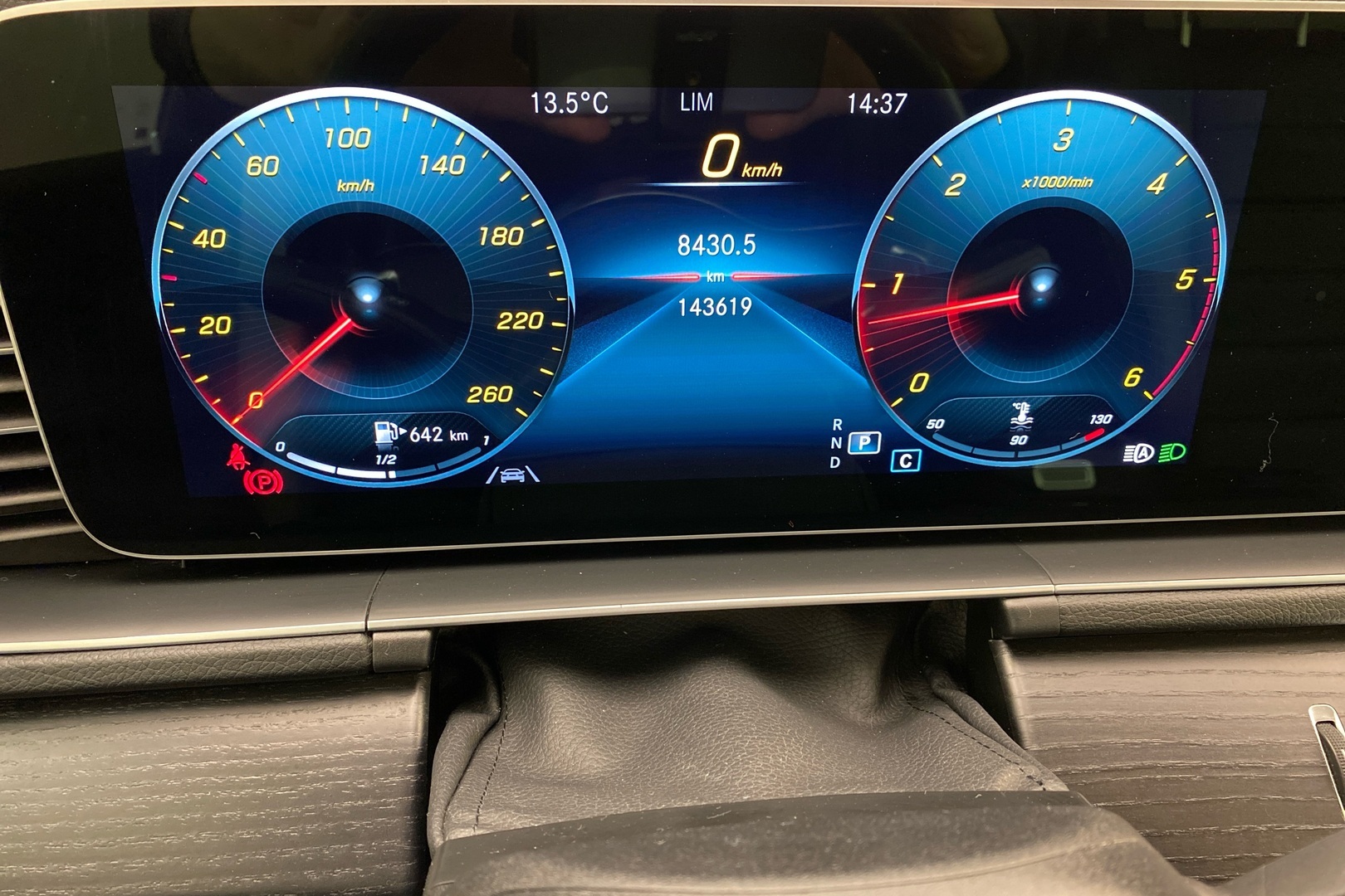 MERCEDES-BENZ GLS 2022