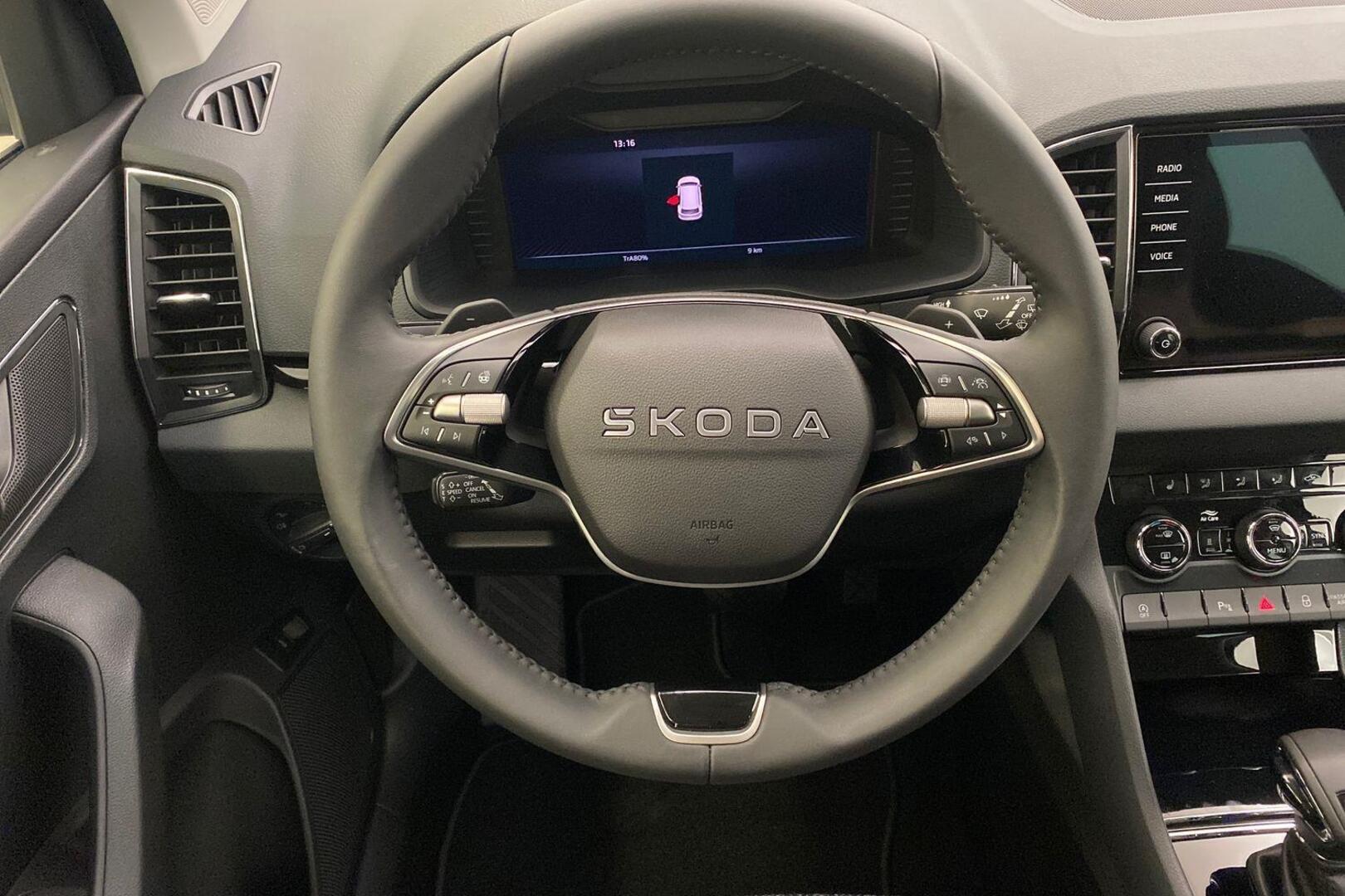 SKODA Karoq 2027