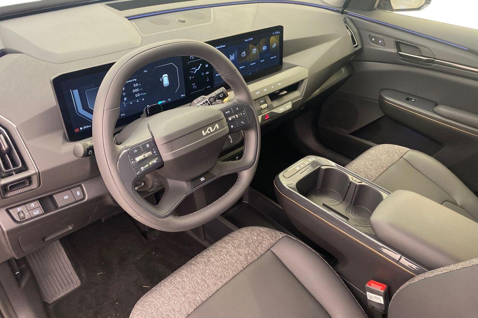 KIA EV5 8