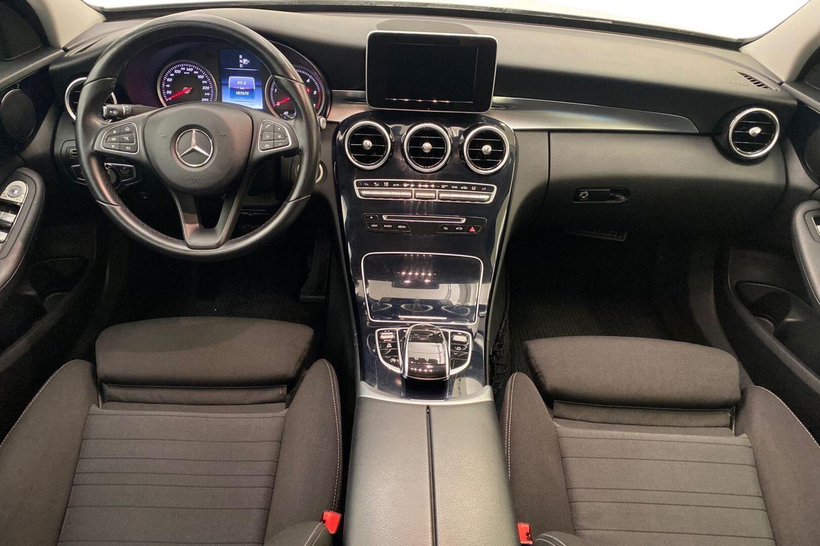 MERCEDES-BENZ C 2015