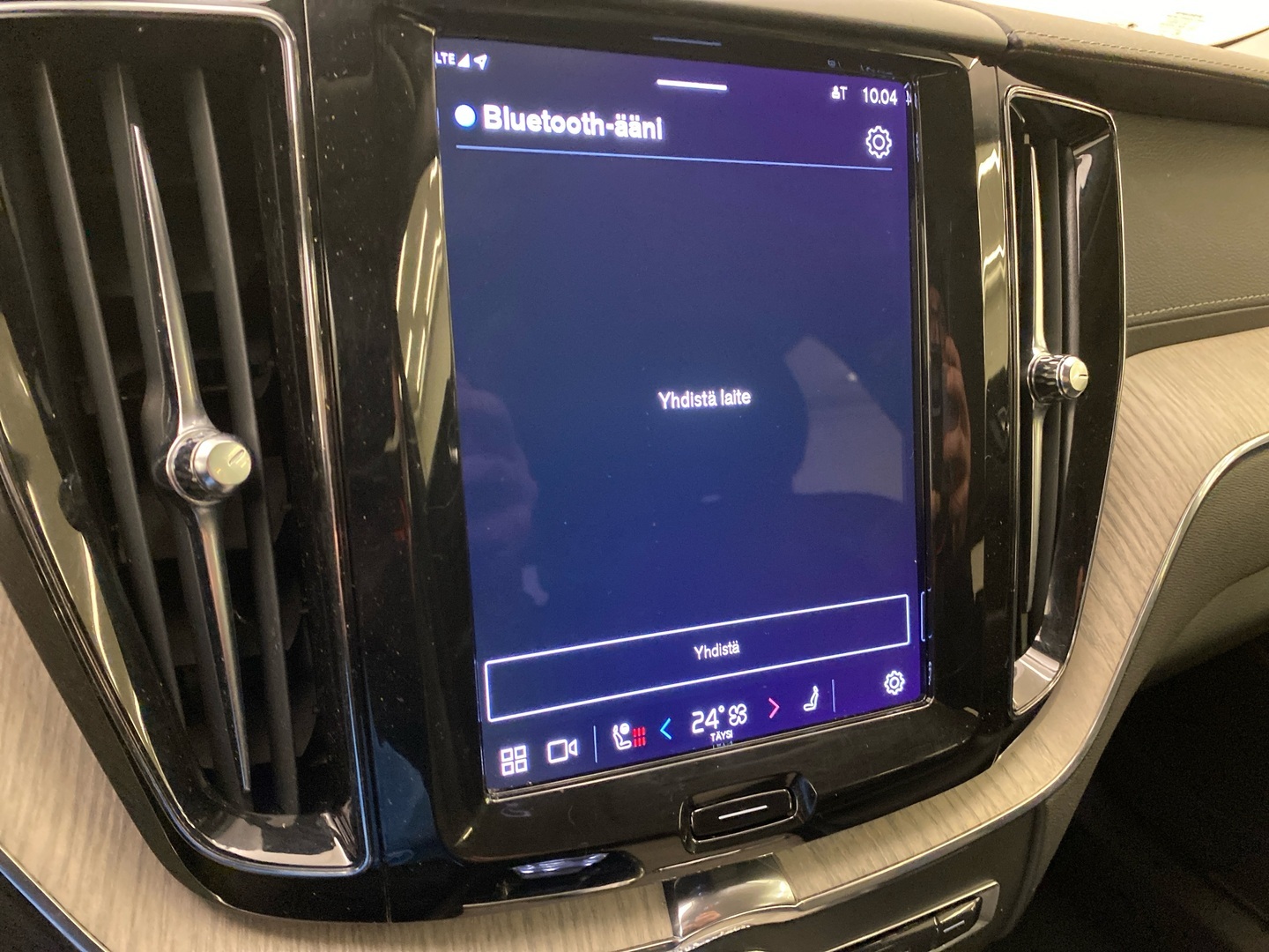 VOLVO XC60 16