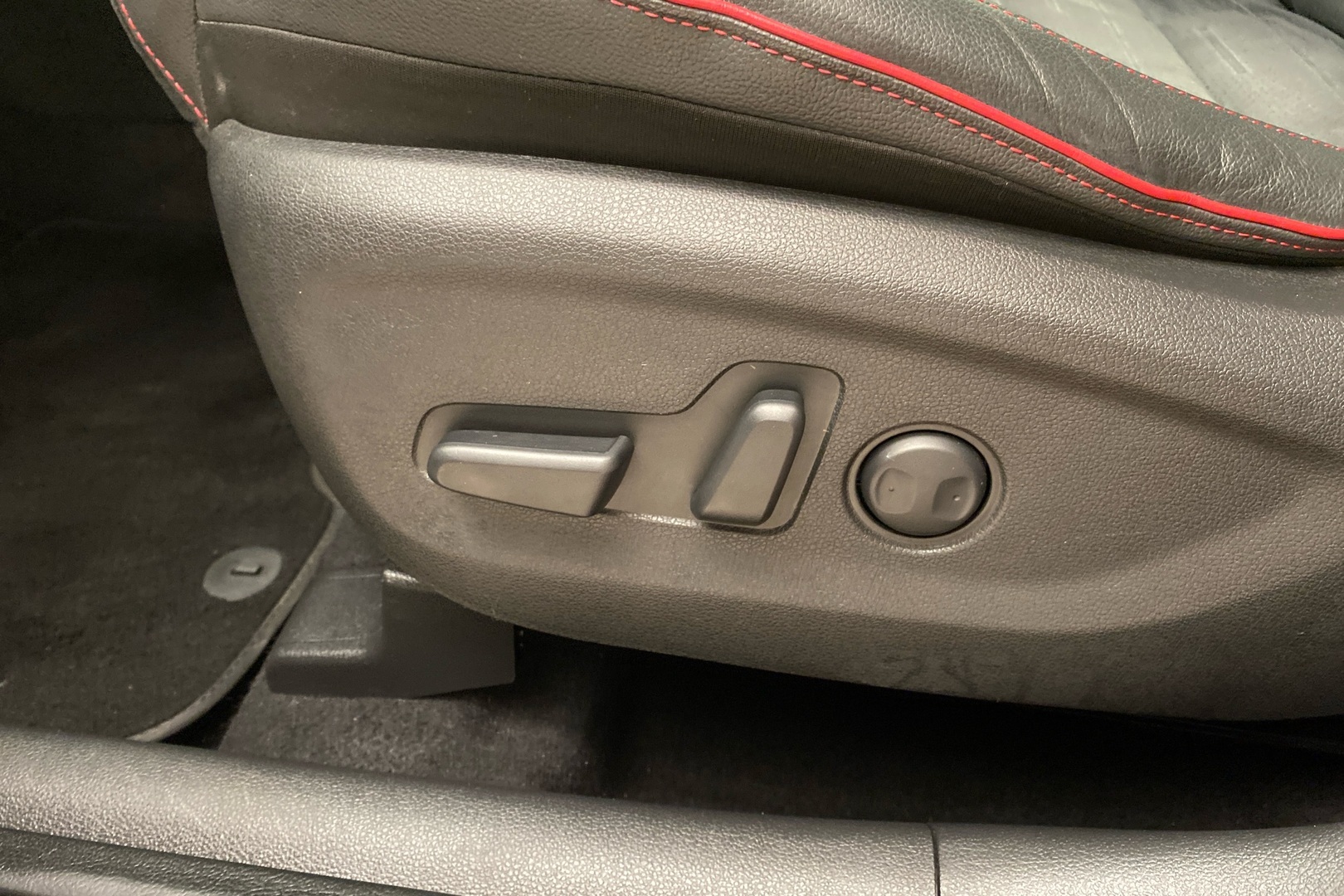 HYUNDAI Tucson 17