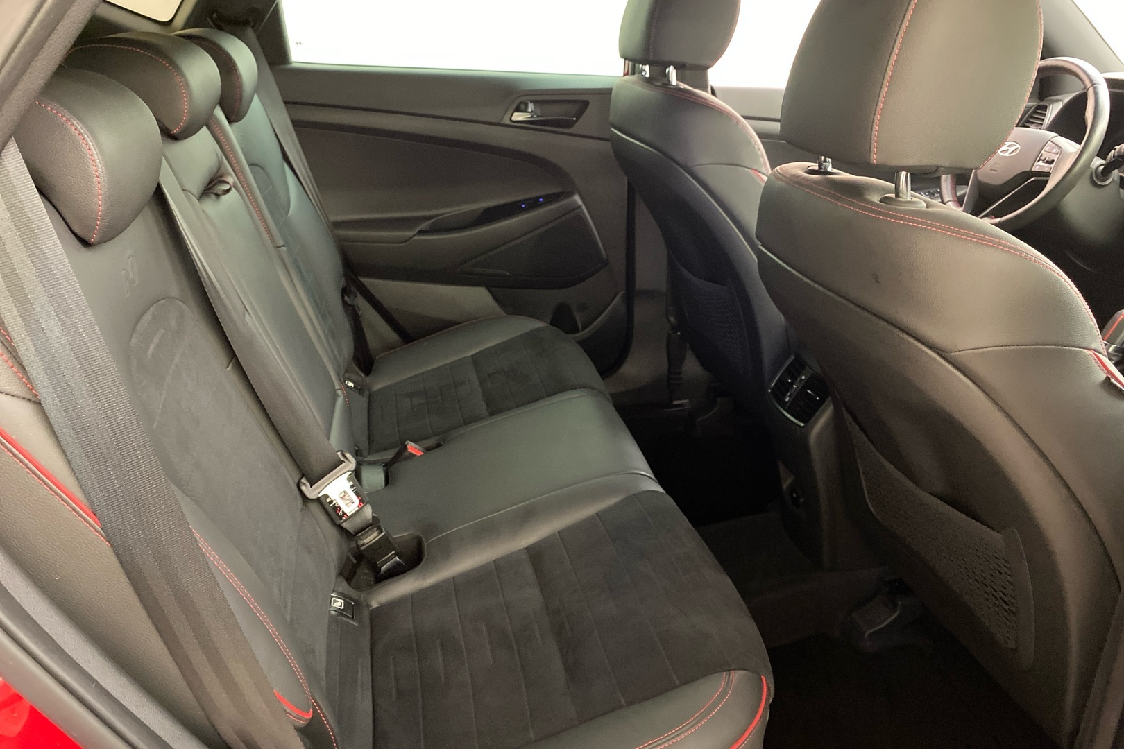 HYUNDAI Tucson 8