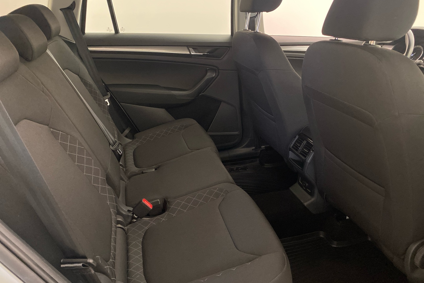 SKODA Kodiaq 8