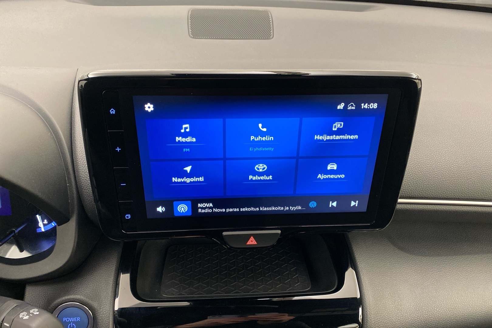 TOYOTA Yaris Cross 2022