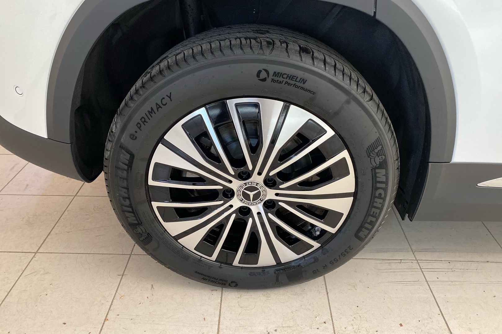 MERCEDES-BENZ EQA 2026
