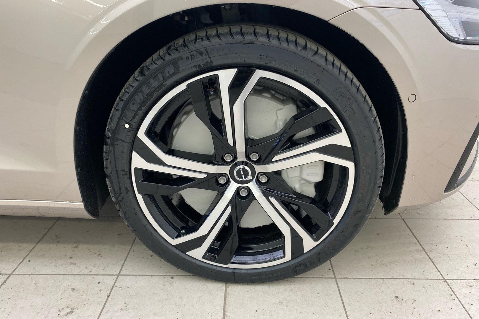 VOLVO V60 2026