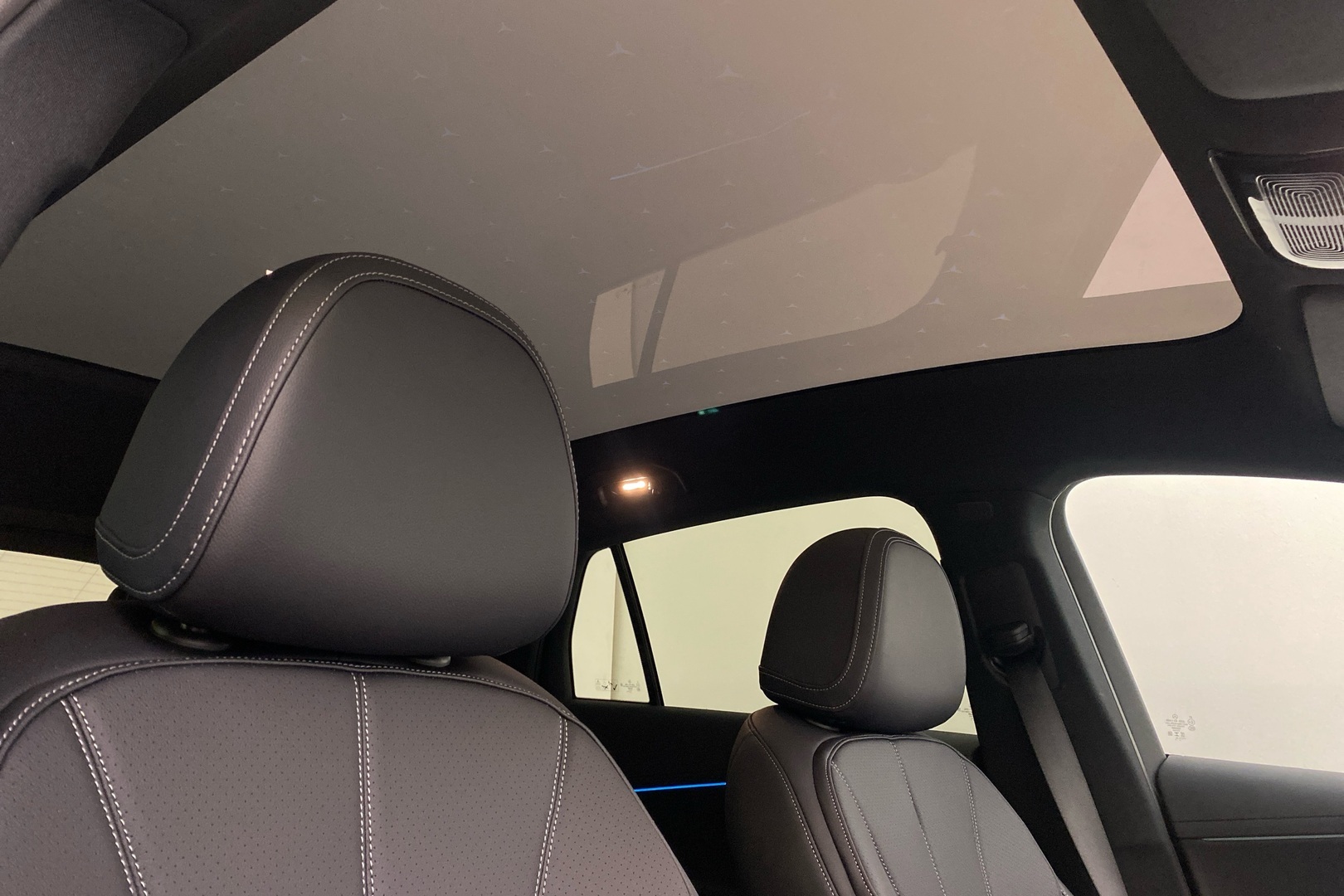 MERCEDES-BENZ GLC 2026