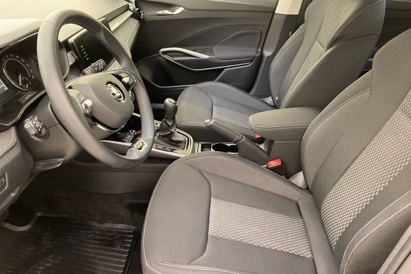 SKODA Fabia 2023