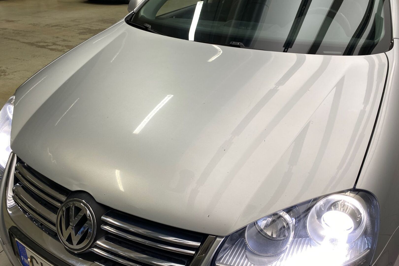 VOLKSWAGEN Golf 2008