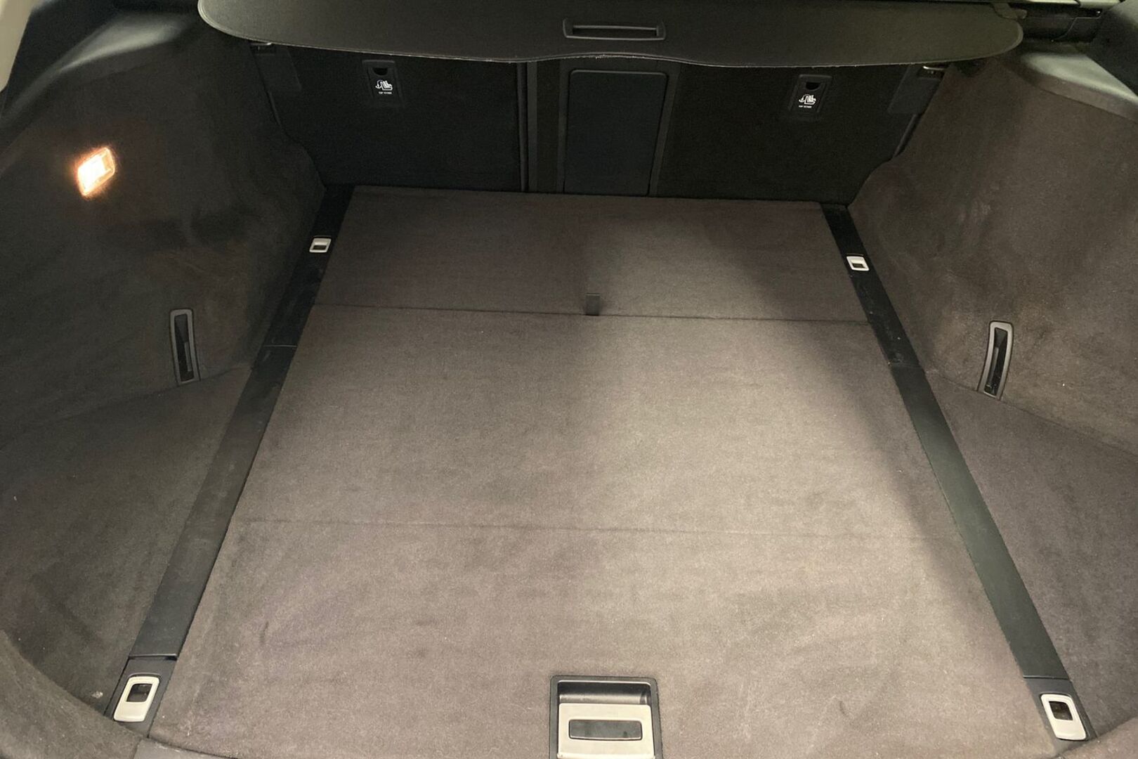 TOYOTA Avensis 2017