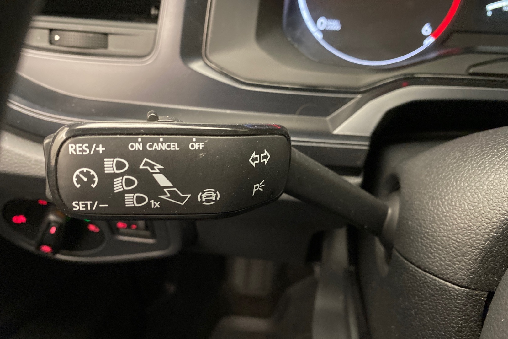 VOLKSWAGEN Polo 2019