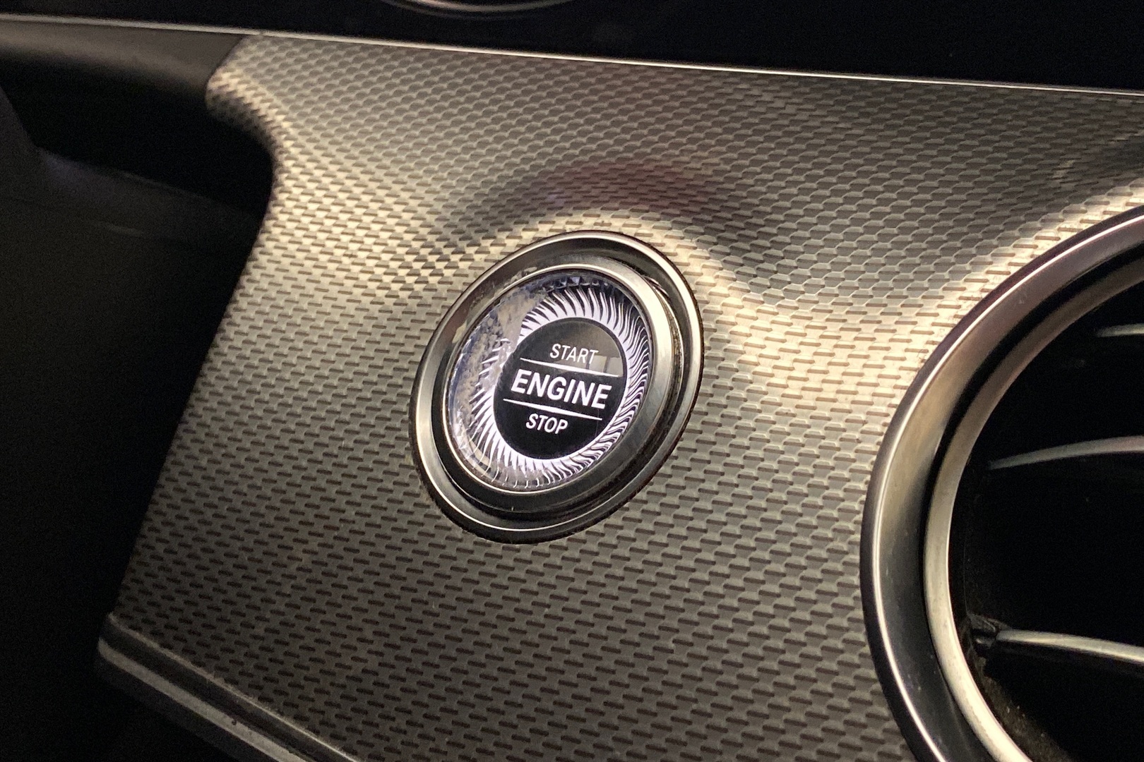 MERCEDES-BENZ E 2017