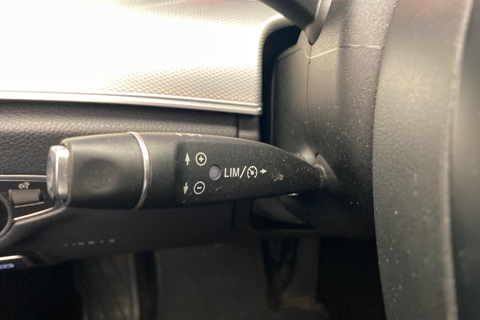 MERCEDES-BENZ E 2017